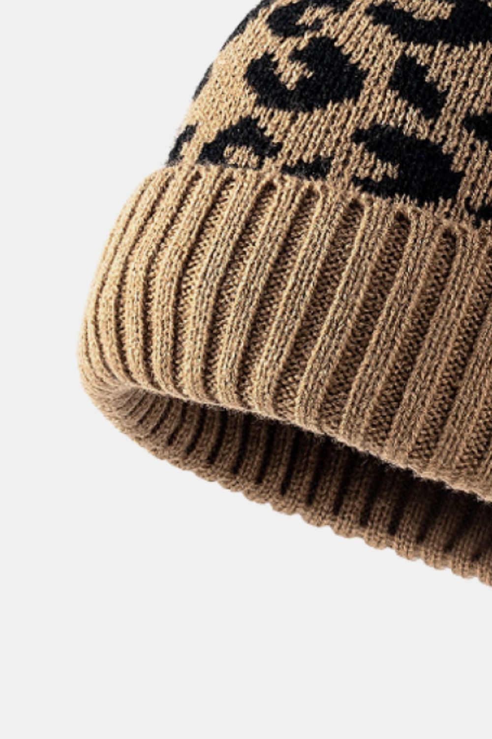 Leopard Pom-Pom Cuffed Beanie - Ryzela