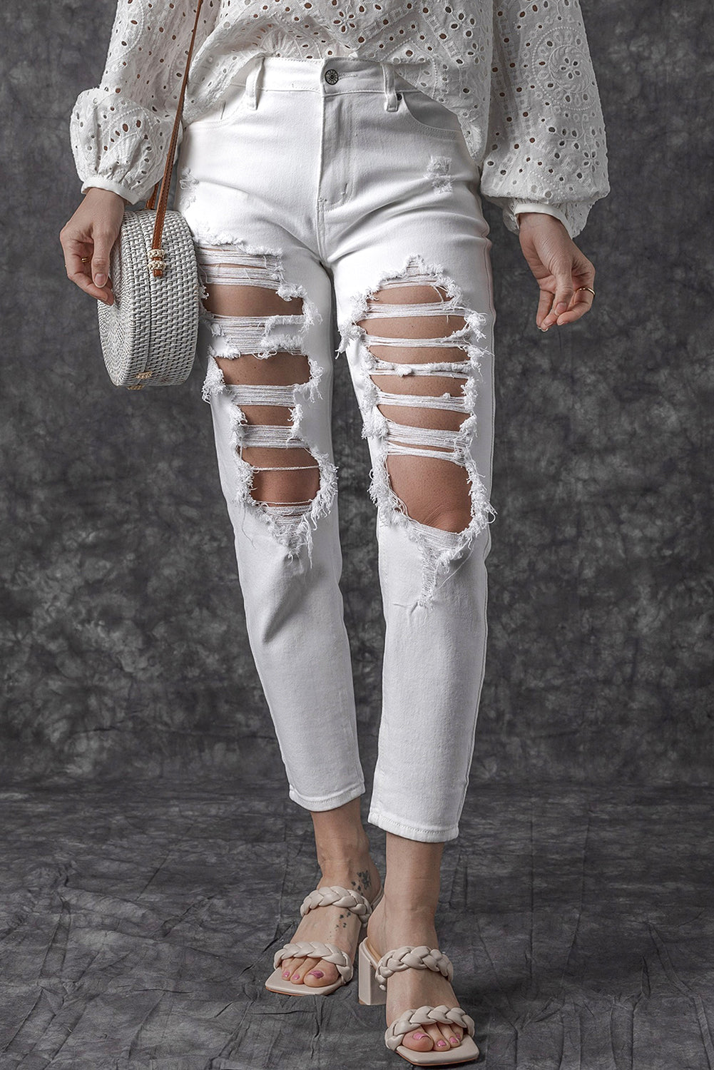 Distressed Jeans with Pockets - Ryzela