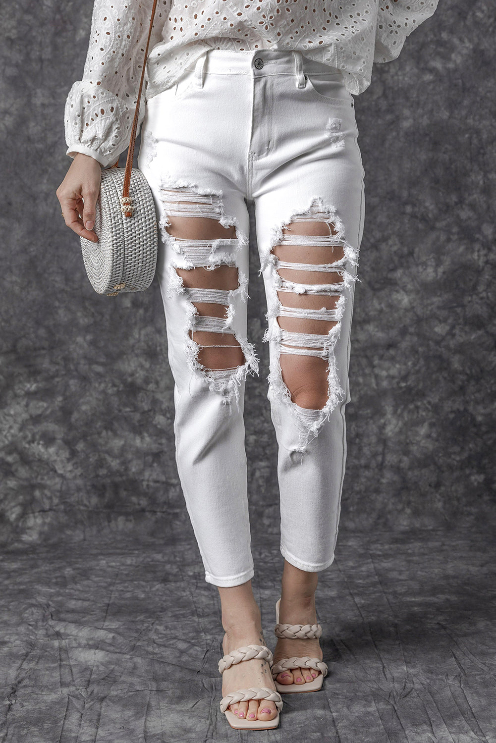 Distressed Jeans with Pockets - Ryzela