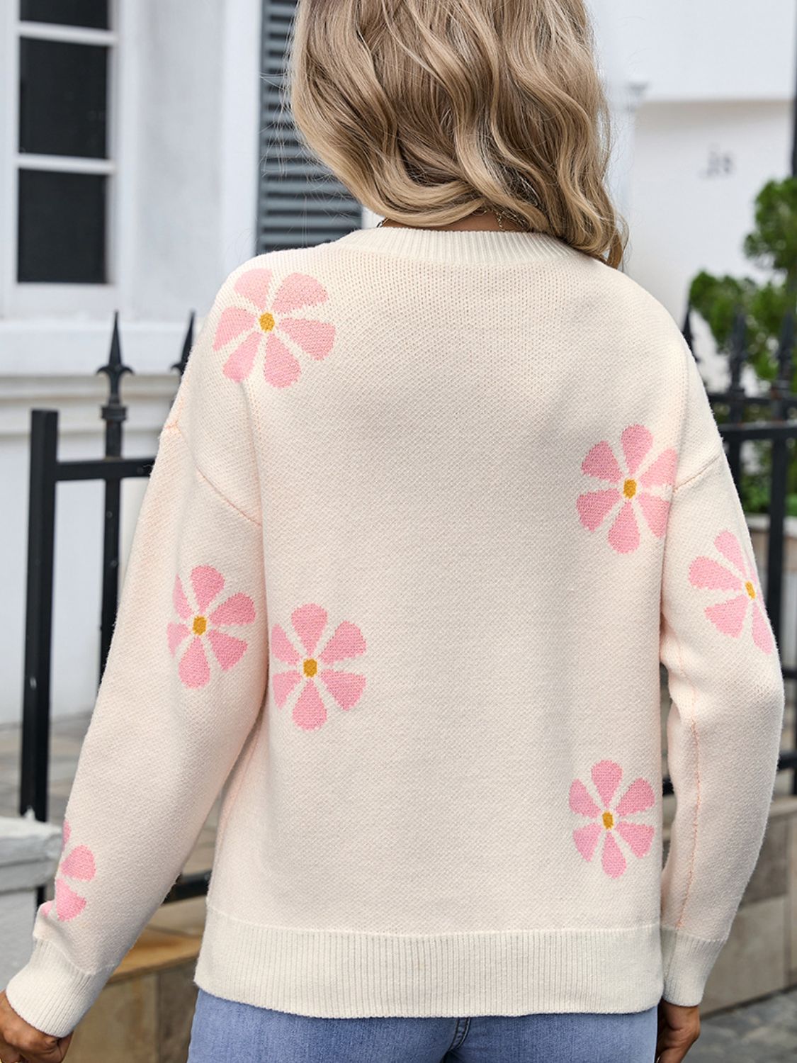 Round Neck Long Sleeve Sweater - Ryzela