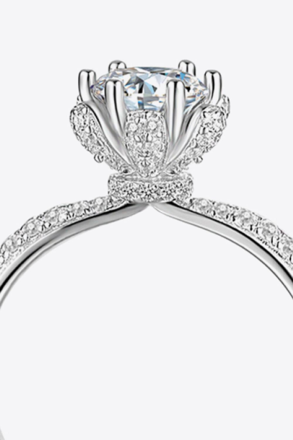 1 Carat Moissanite 6-Prong Ring - Ryzela