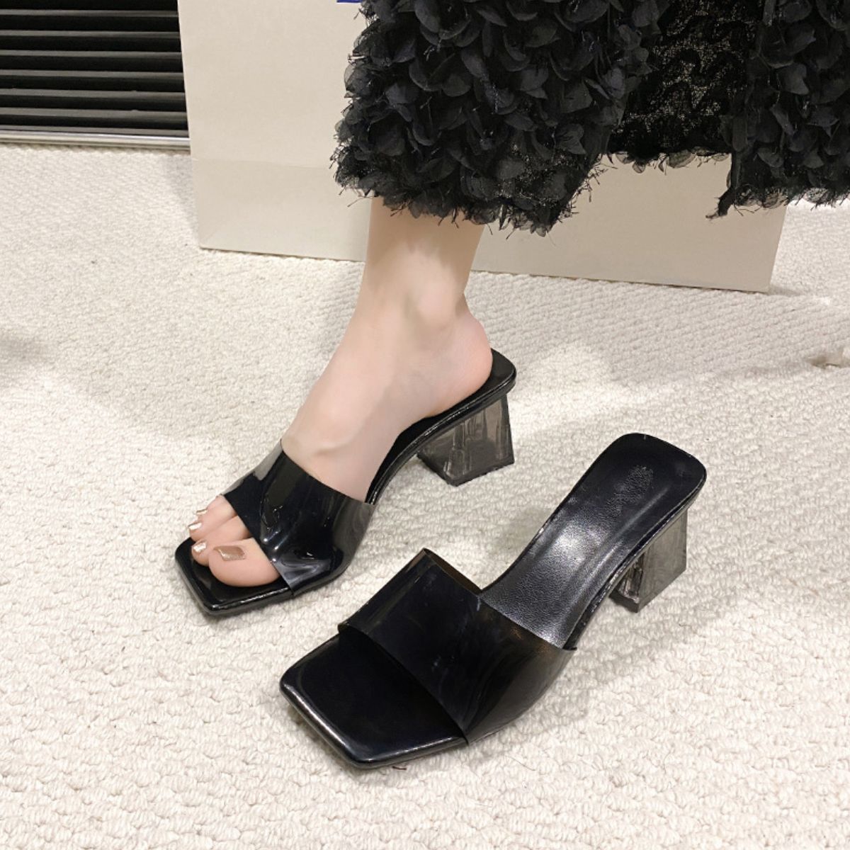 Open Toe Block Heel Sandals - Ryzela