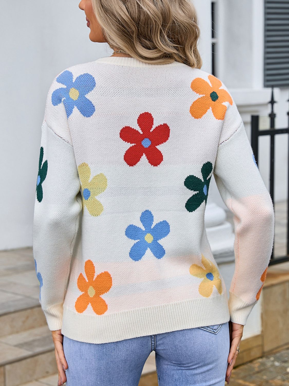 Flower Round Neck Long Sleeve Sweater - Ryzela