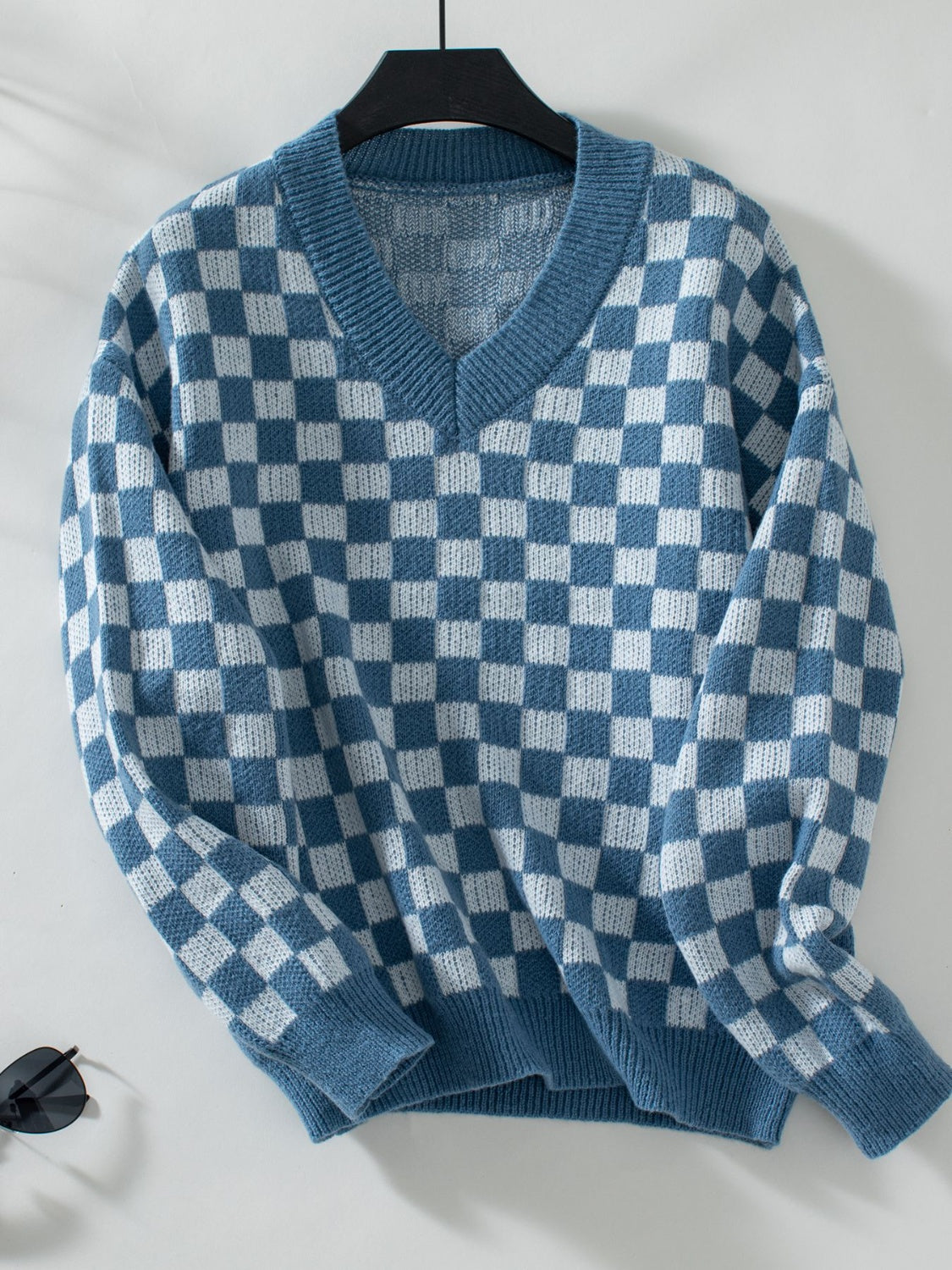 Checkered V-Neck Dropped Shoulder Sweater - Ryzela