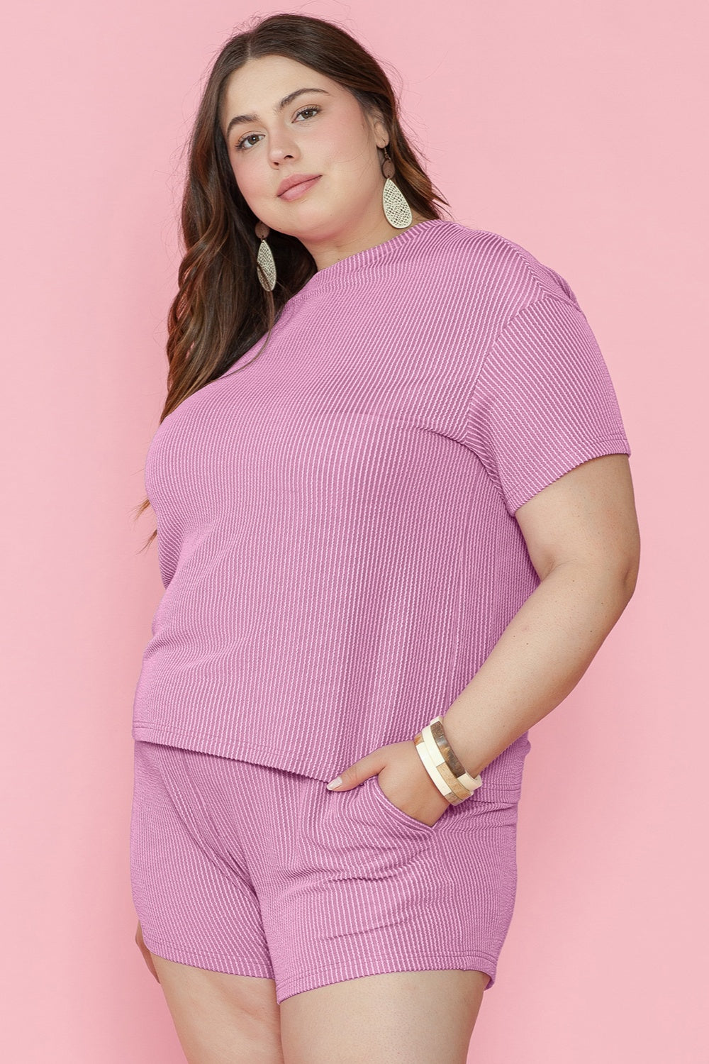 Plus Size Round Neck Short Sleeve Top and Shorts Set - Ryzela