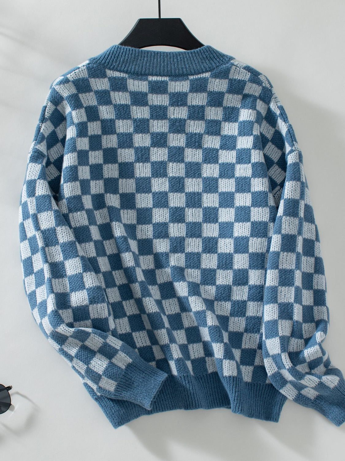 Checkered V-Neck Dropped Shoulder Sweater - Ryzela