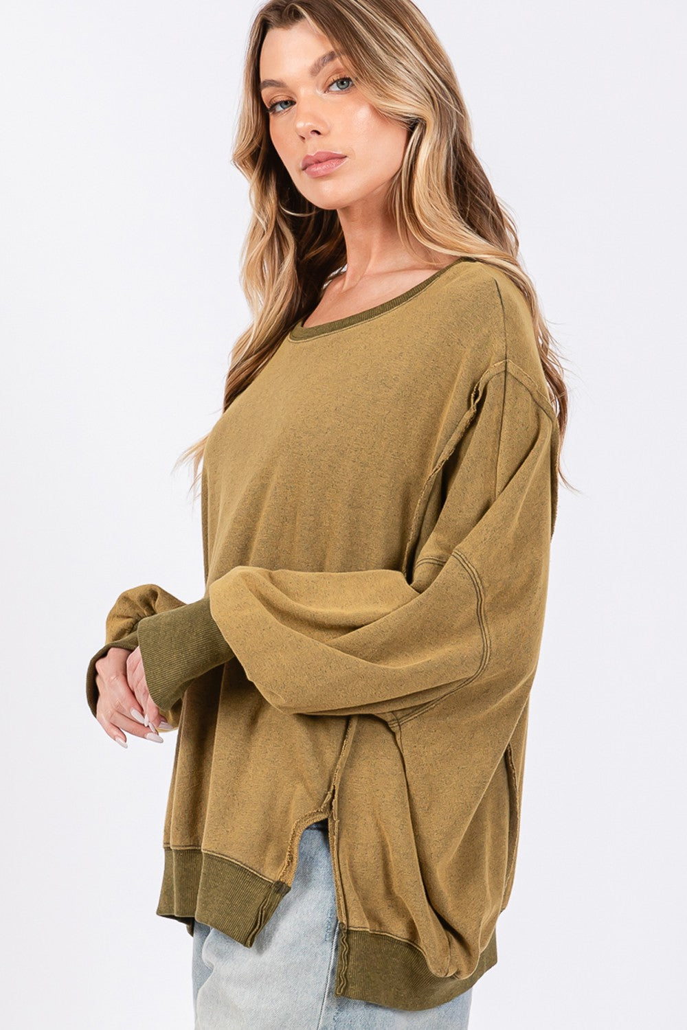 SAGE + FIG Mineral Wash Side Slit Oversized Sweatshirt - Ryzela