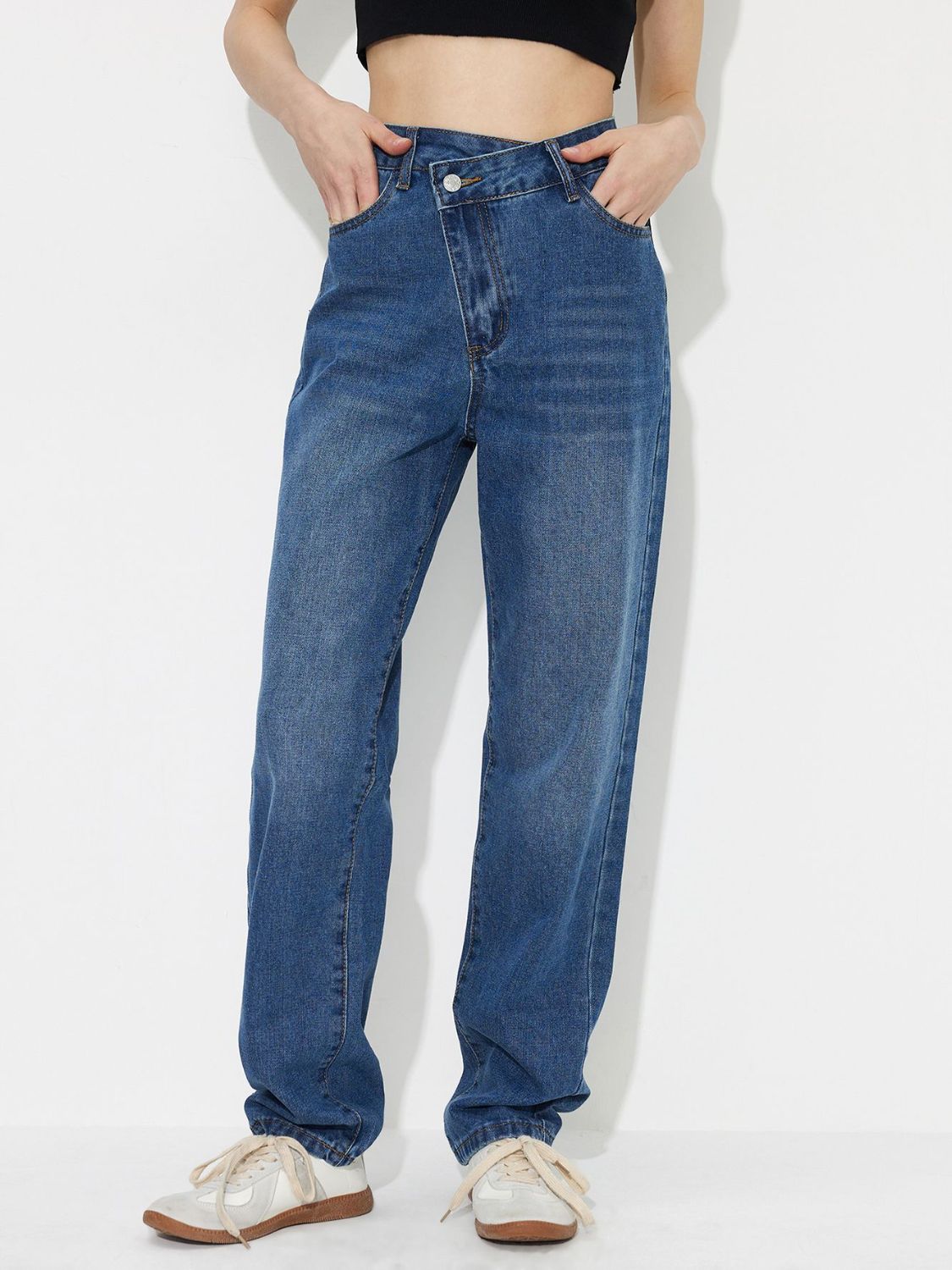 Asymmetric Waist Jeans with Pockets - Ryzela