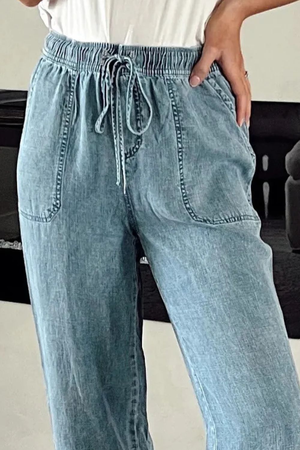 Drawstring High Waist Jeans with Pockets - Ryzela