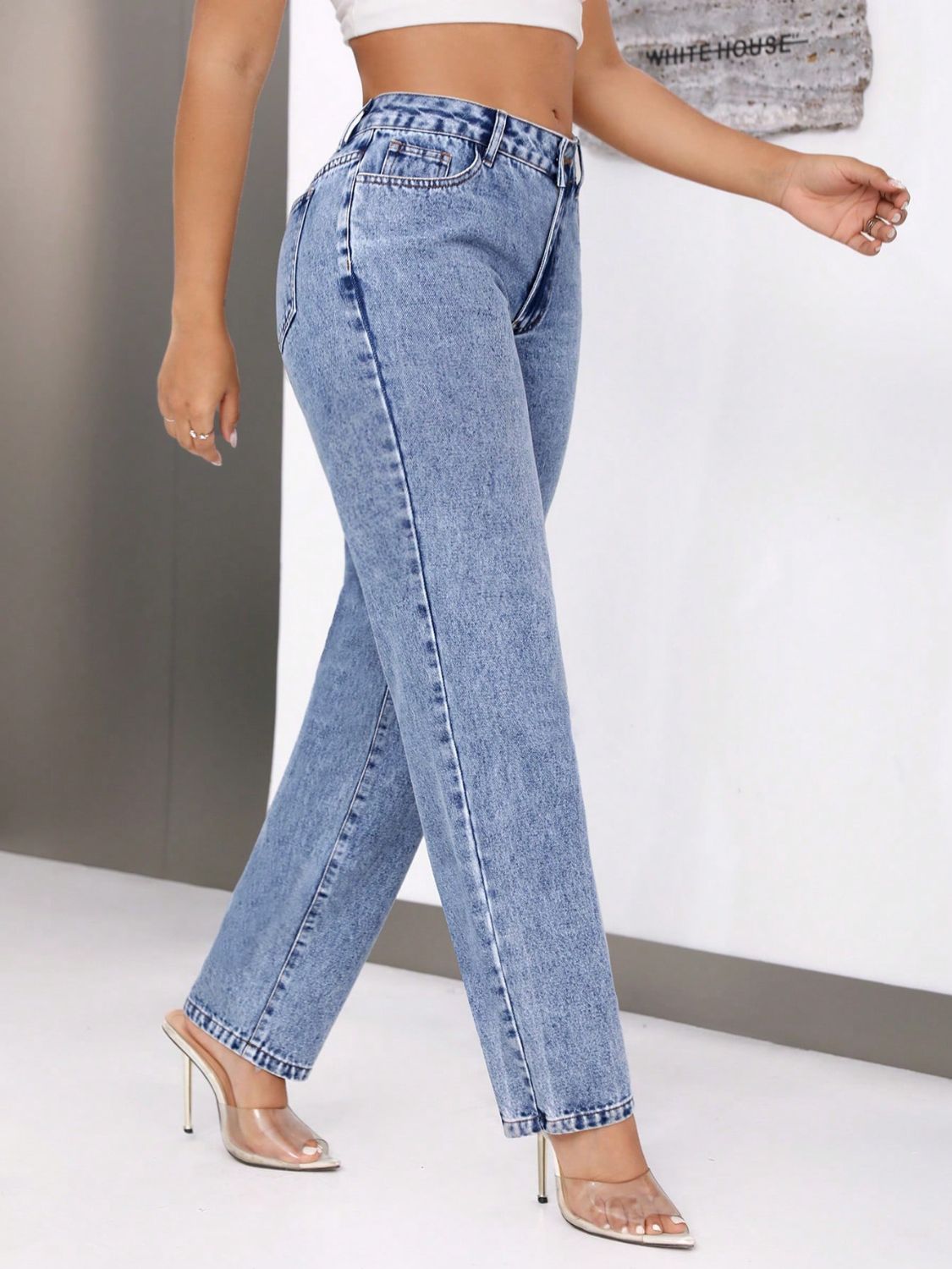 Mid-Rise Waist Jeans with Pockets - Ryzela