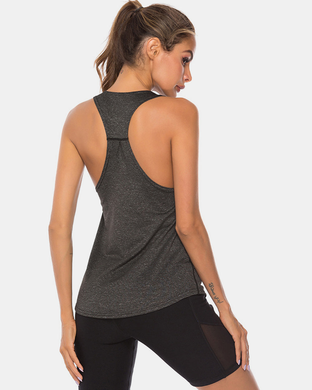 Full Size Scoop Neck Wide Strap Active Tank - Ryzela