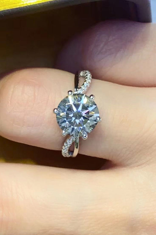 2 Carat Moissanite Ring in Smokey Gray - Ryzela