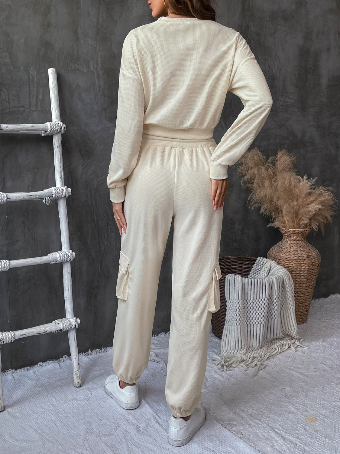 Round Neck Long Sleeve Top and Pants Set - Ryzela