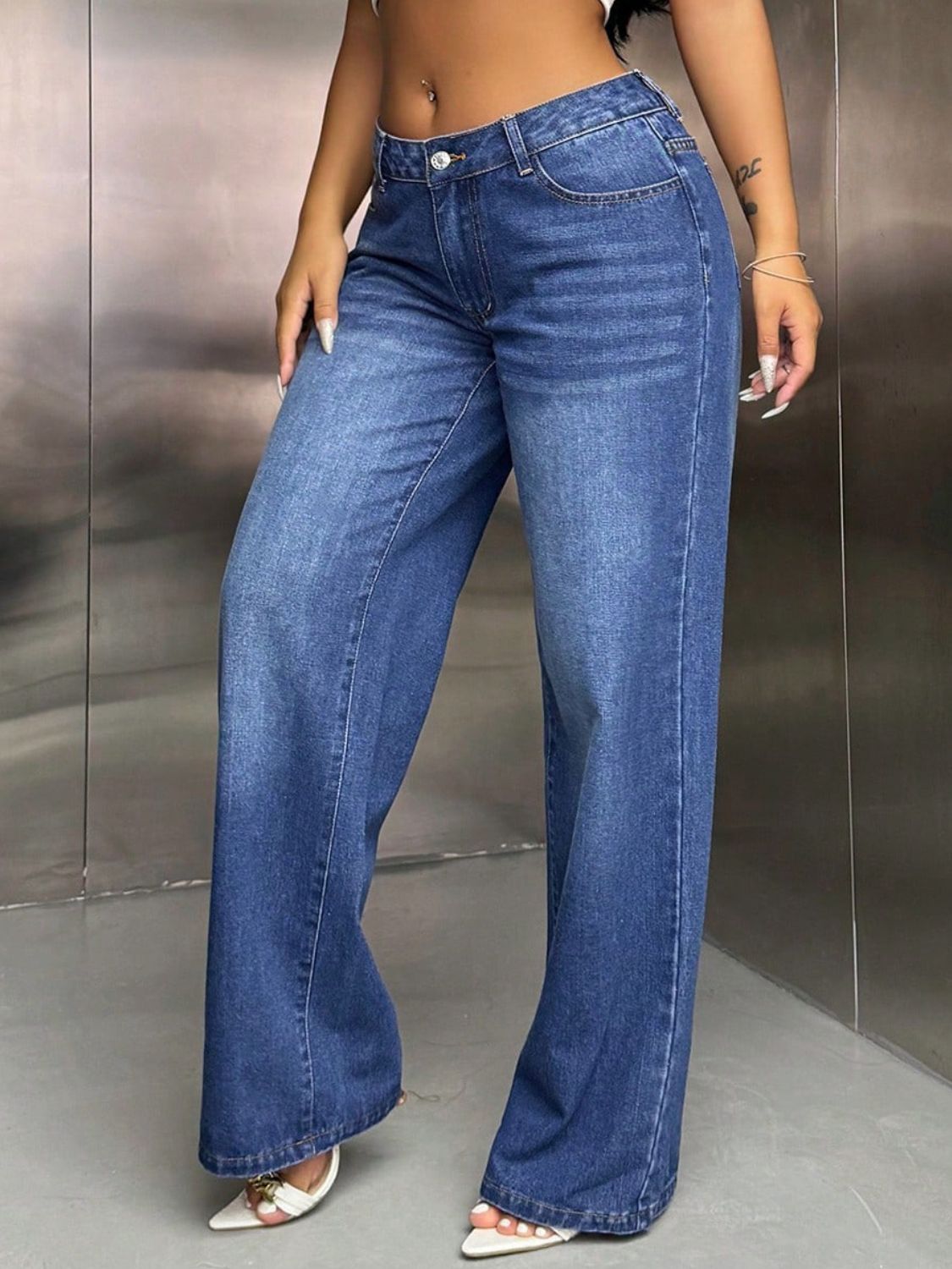 Wide Leg Jeans with Pockets - Ryzela