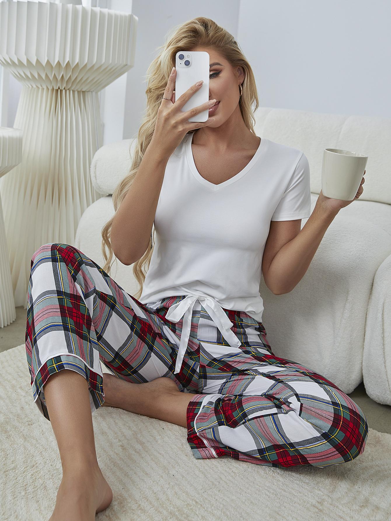 V-Neck Tee and Plaid Pants Lounge Set - Ryzela