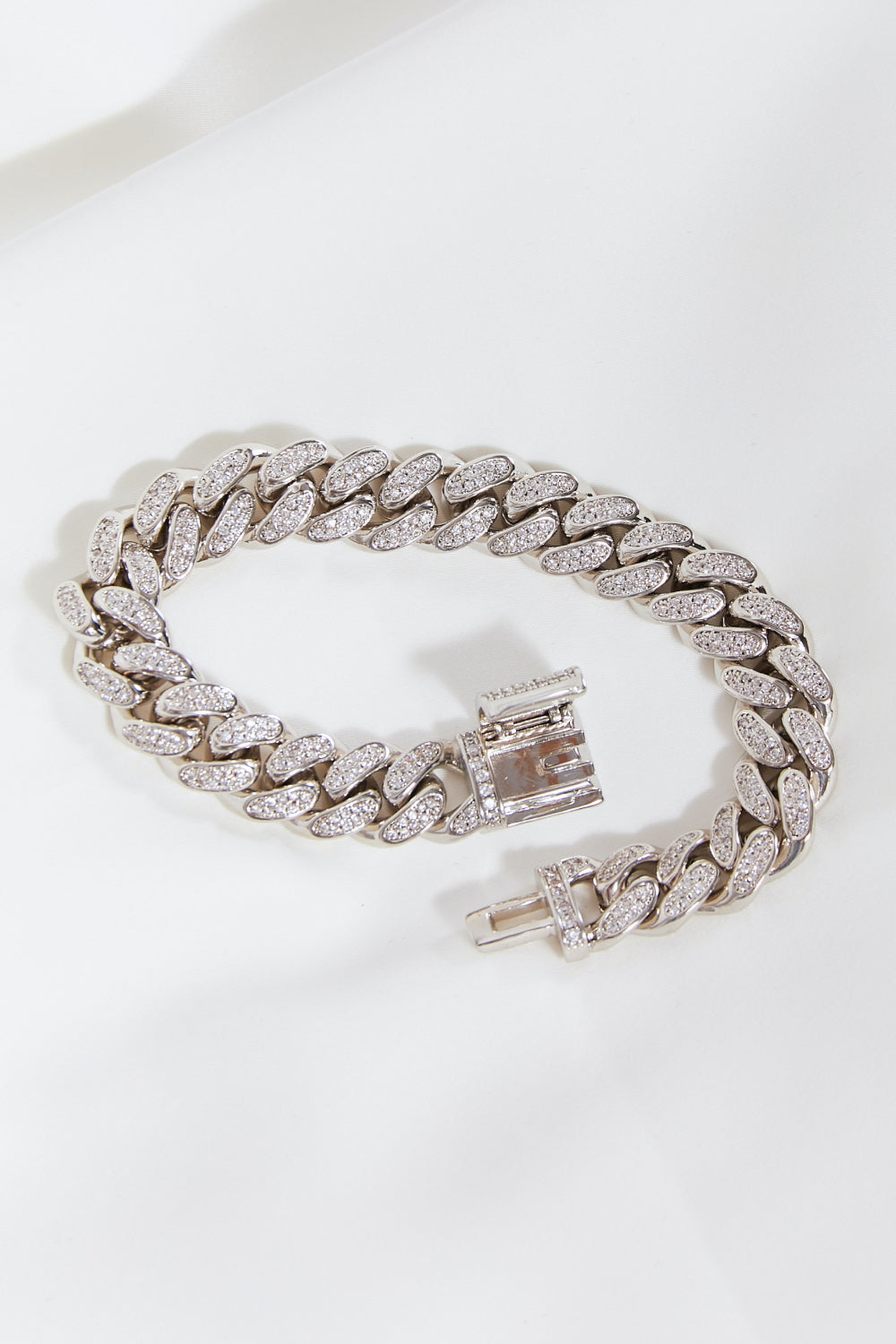 GNJ MANUFACTURING Curb Chain Bracelet in Silver - Ryzela