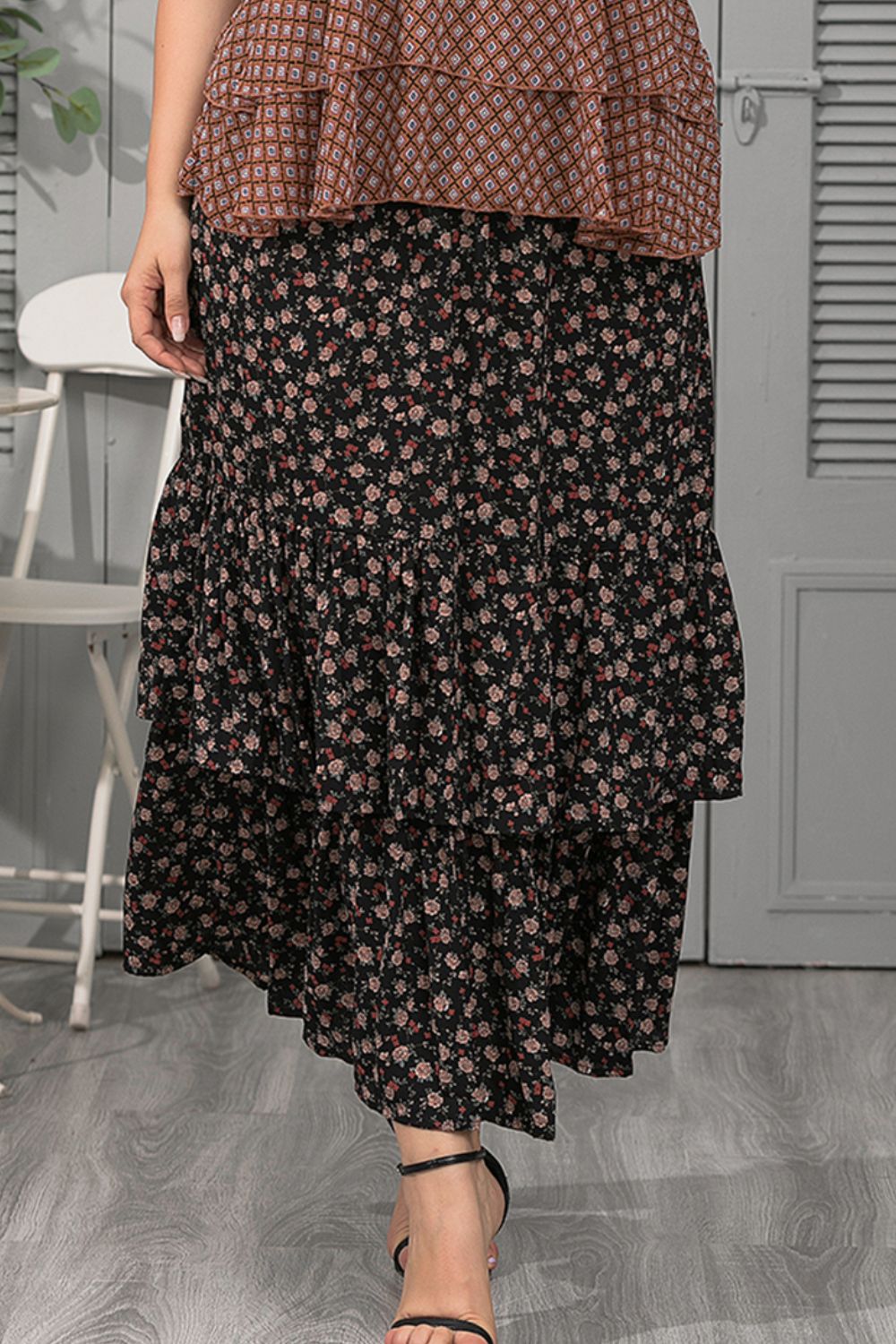Plus Size Ditsy Floral Layered Maxi Skirt - Ryzela
