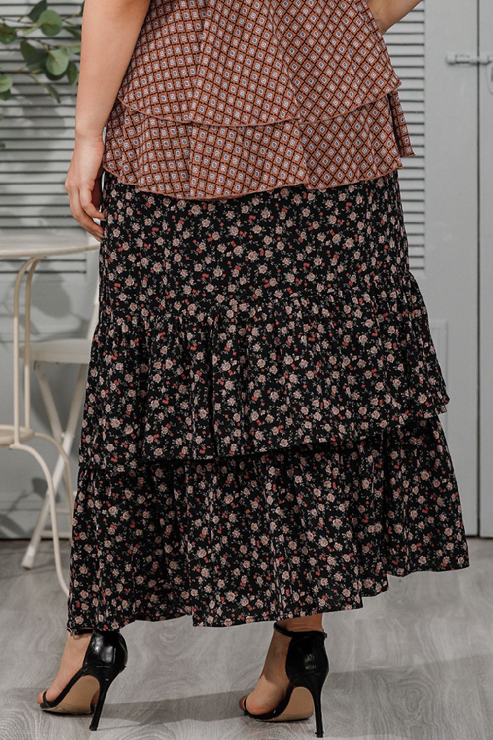 Plus Size Ditsy Floral Layered Maxi Skirt - Ryzela