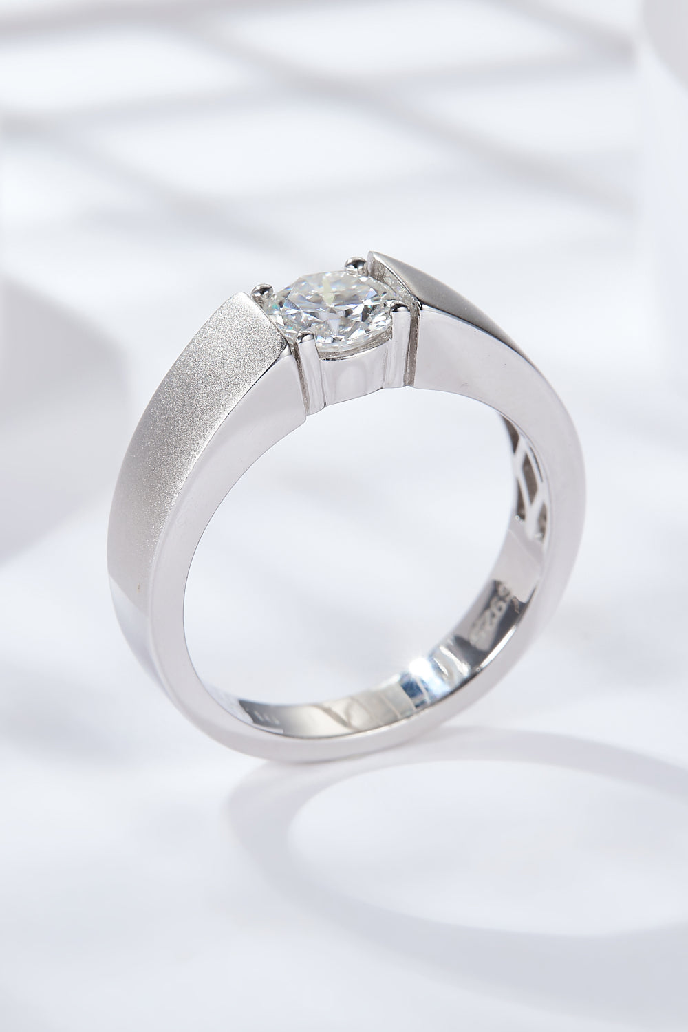 925 Sterling Silver I Carat Moissanite Ring - Ryzela